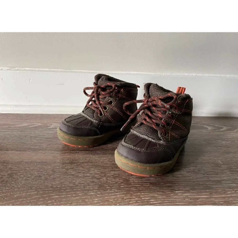 Kids boots